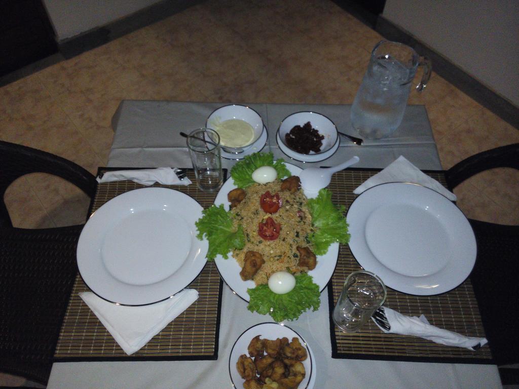 Inlak Garden Hotel Negombo Exterior foto