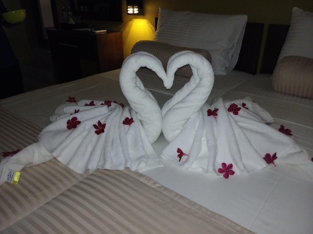 Inlak Garden Hotel Negombo Exterior foto